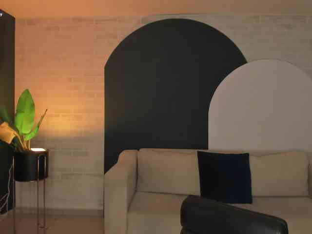 MiaSilvaX webcam