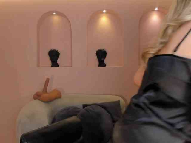 MiaSilvaX webcam