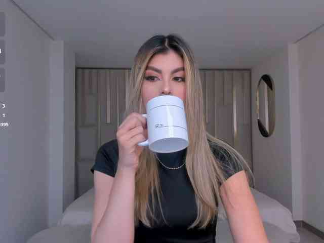 MiaSilvaX webcam