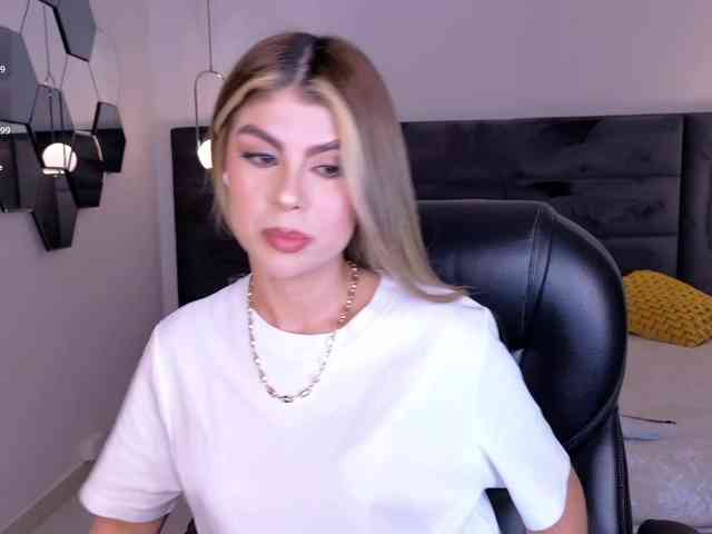 MiaSilvaX webcam