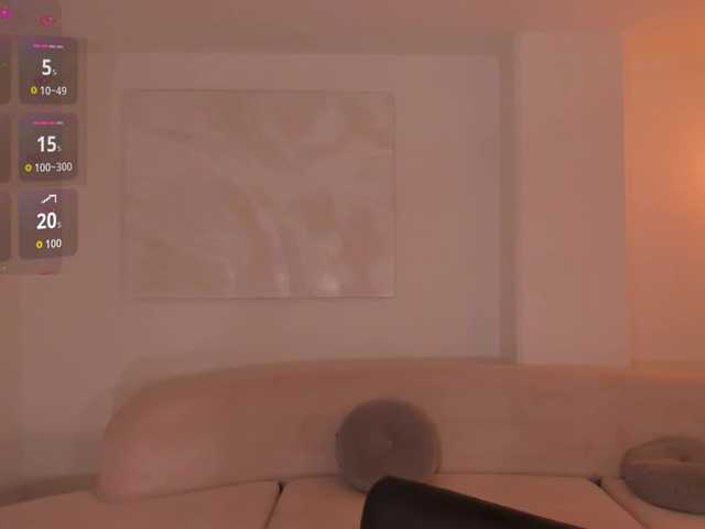 PaulineSanz live cam on BongaCams