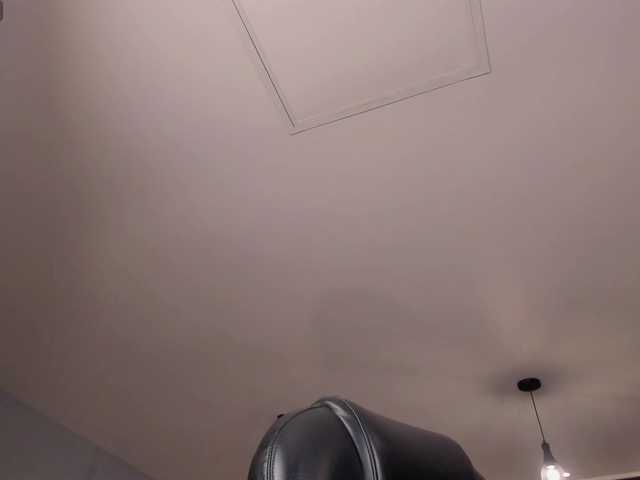 PaulineSanz live cam preview
