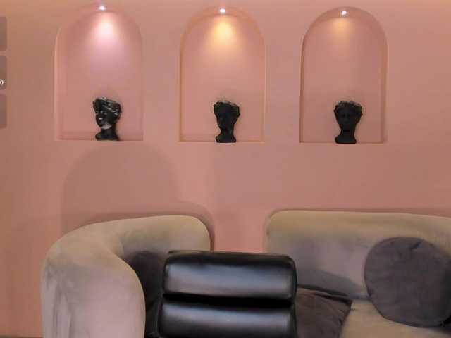 PaulineSanz live cam on BongaCams