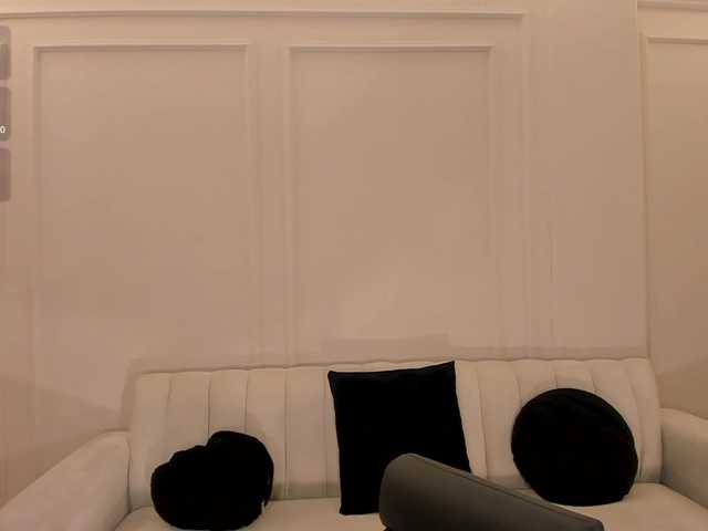 PaulineSanz live cam on BongaCams