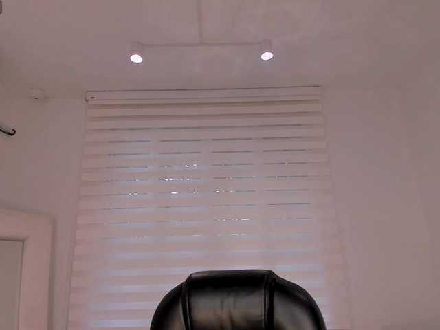 PaulineSanz live cam on BongaCams