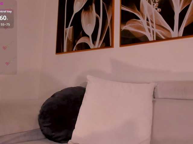 PaulineSanz live cam on BongaCams