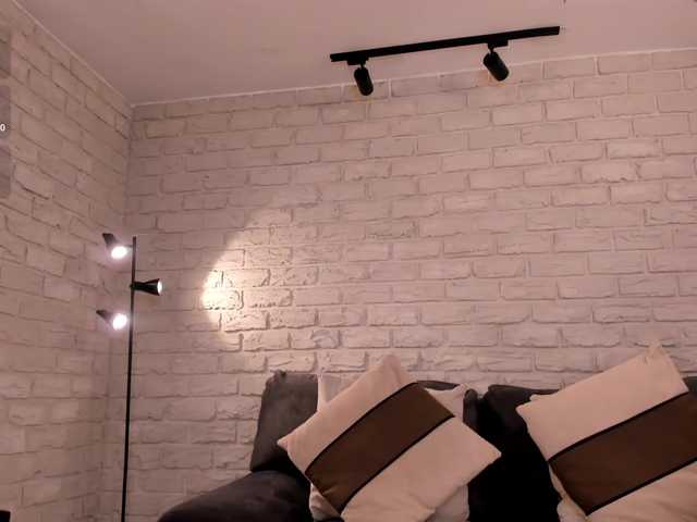 PaulineSanz live cam on BongaCams