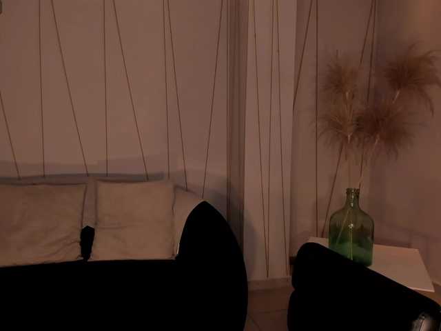 PaulineSanz live cam on BongaCams