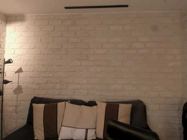 PaulineSanz live cam on BongaCams