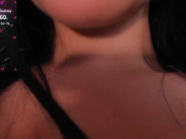 PaulineSanz live cam on BongaCams