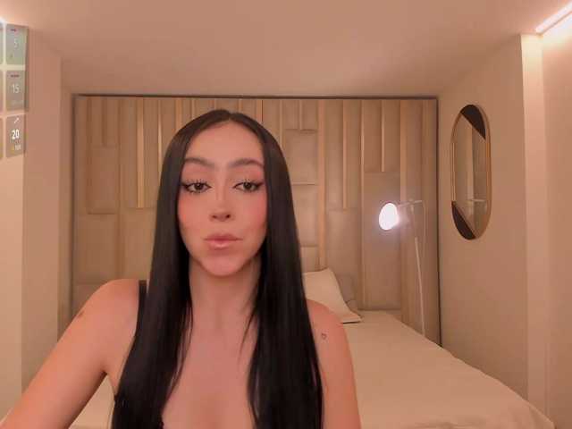 PaulineSanz live cam on BongaCams