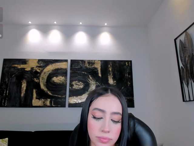 PaulineSanz live cam on BongaCams