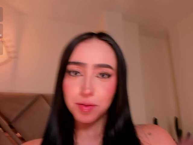 PaulineSanz live cam on BongaCams