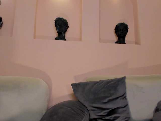 PaulineSanz live cam on BongaCams