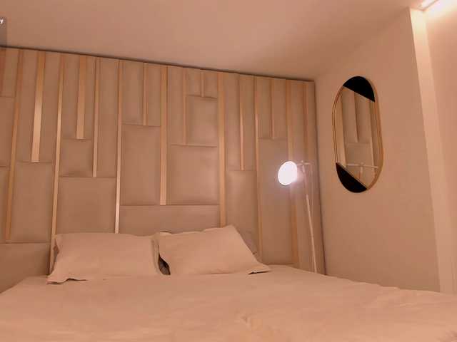 PaulineSanz live cam on BongaCams