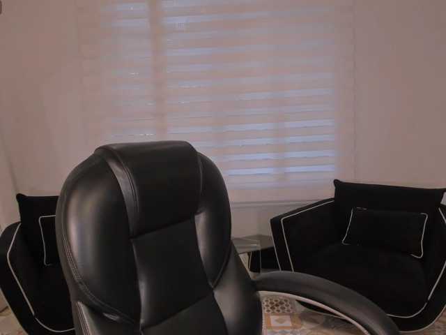PaulineSanz live cam on BongaCams