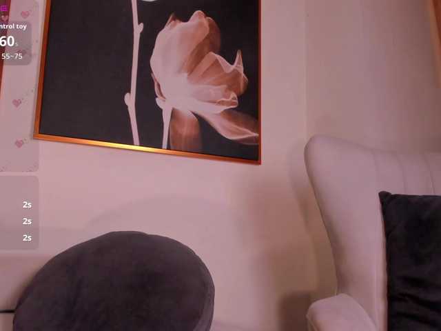 PaulineSanz live cam on BongaCams