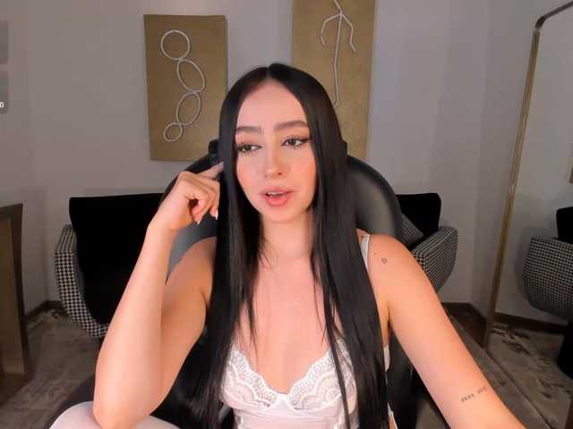 PaulineSanz live cam on BongaCams