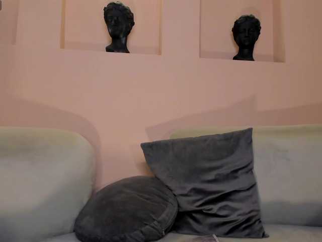 PaulineSanz live cam on BongaCams