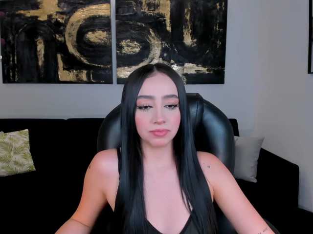 PaulineSanz live cam on BongaCams