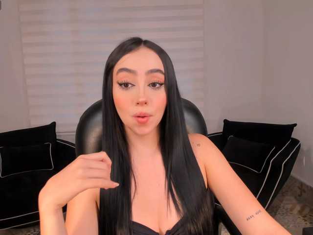 PaulineSanz live cam on BongaCams
