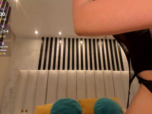 PaulineSanz live cam on BongaCams