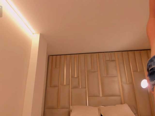 PaulineSanz live cam on BongaCams