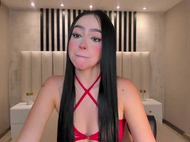 PaulineSanz live cam on BongaCams