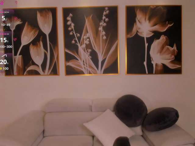 PaulineSanz live cam on BongaCams