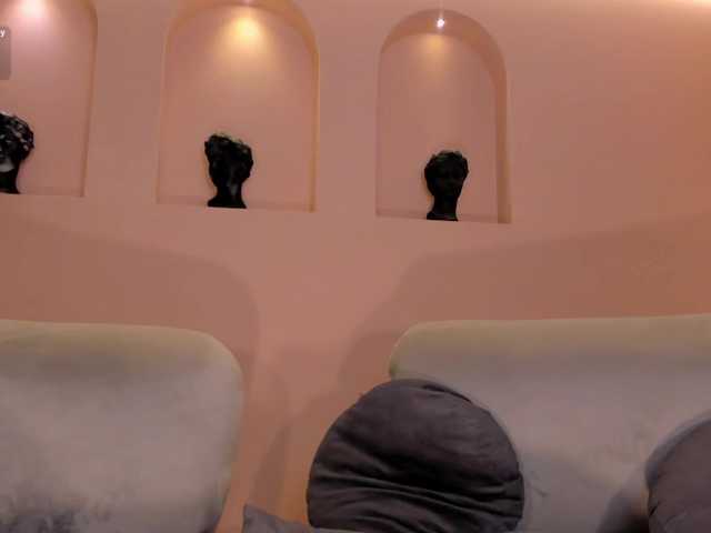 PaulineSanz live cam on BongaCams