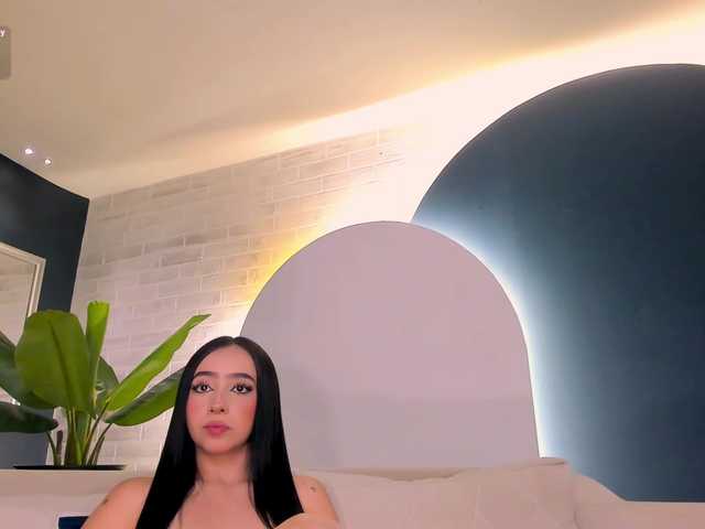 PaulineSanz live cam on BongaCams