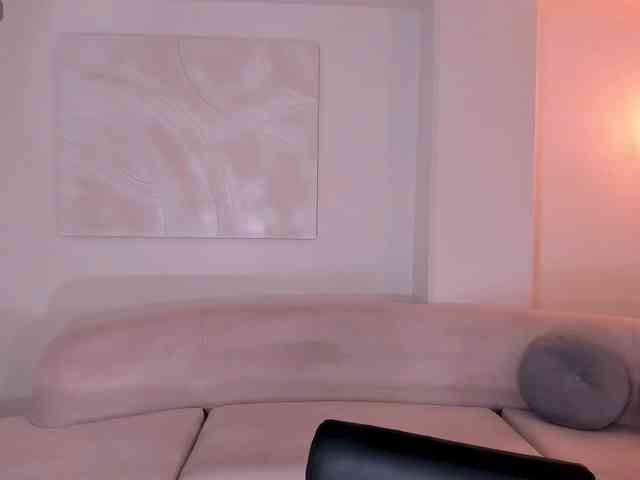 PaulineSanz webcam