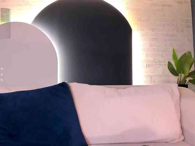 PaulineSanz webcam