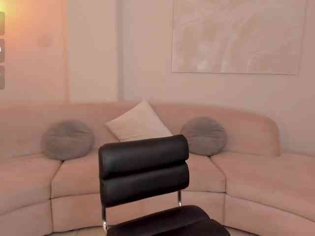 PaulineSanz webcam