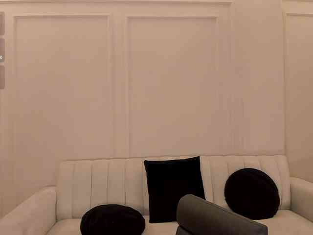 PaulineSanz webcam