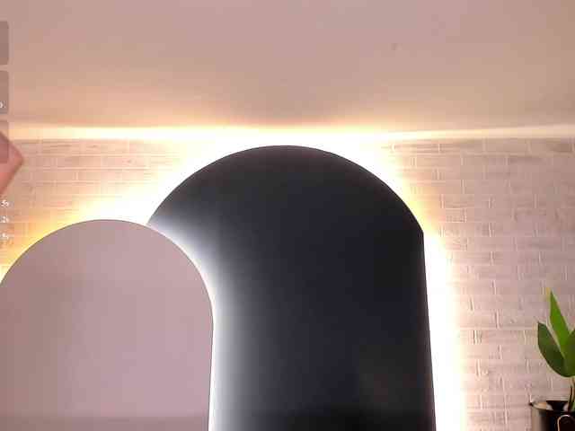 PaulineSanz webcam