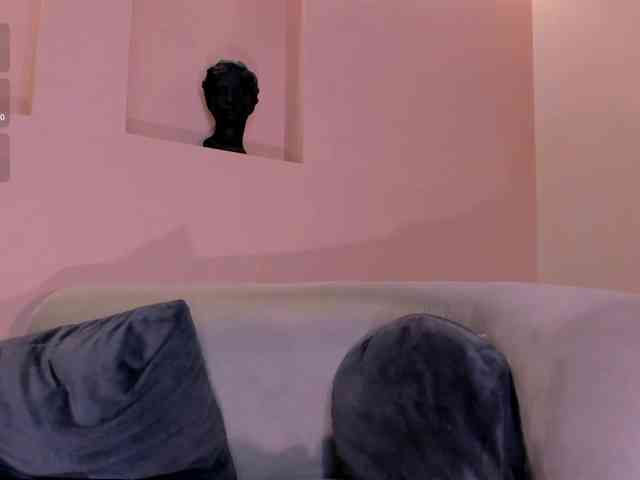 PaulineSanz webcam