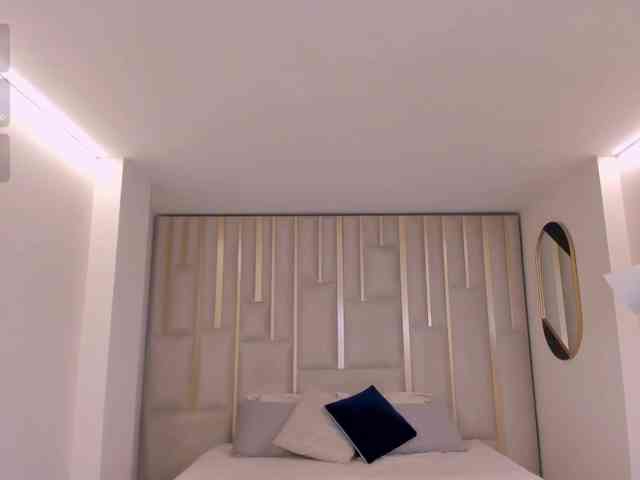 PaulineSanz webcam