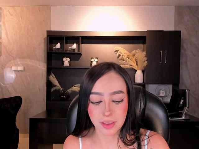 PaulineSanz webcam