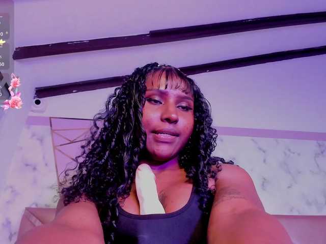 KimberlyDavis's BongaCams show and profile