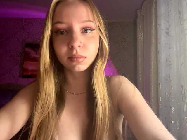 MercyDiamant live cam on BongaCams