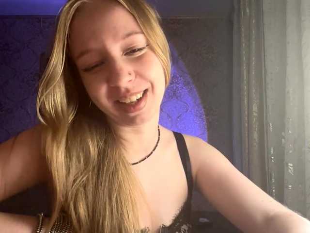 MercyDiamant live cam on BongaCams
