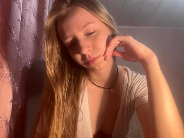 MercyDiamant live cam on BongaCams
