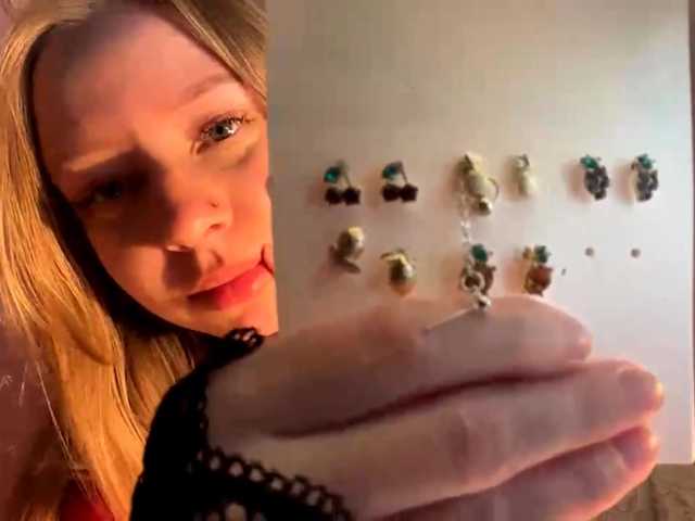 MercyDiamant live cam on BongaCams