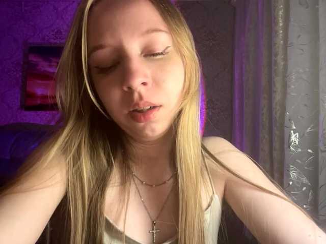 MercyDiamant's BongaCams show and profile