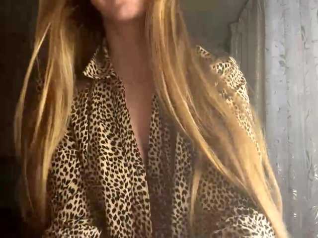 MercyDiamant live cam on BongaCams