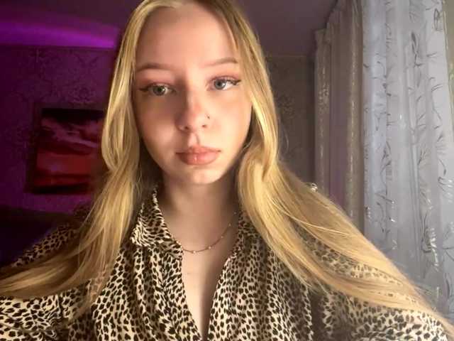 MercyDiamant live cam on BongaCams