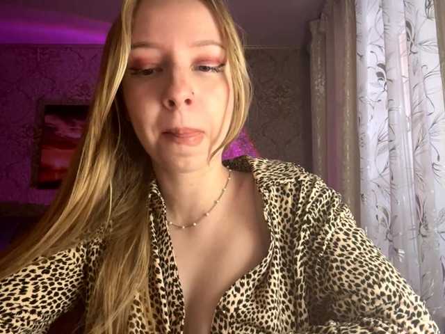 MercyDiamant live cam on BongaCams