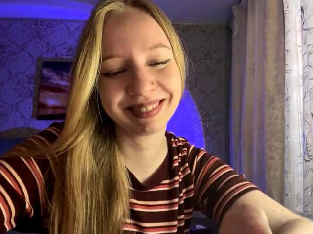 MercyDiamant live cam on BongaCams