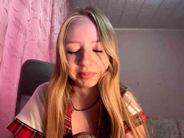 MercyDiamant webcam